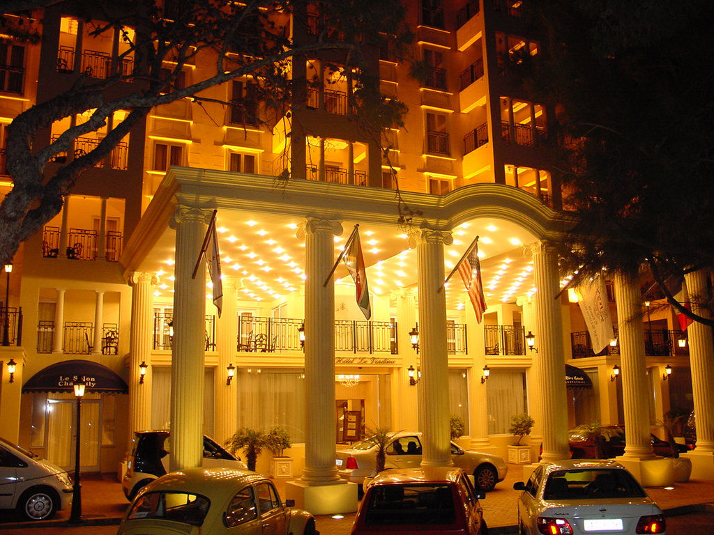 Hotel Le Vendome Κέιπ Τάουν Εξωτερικό φωτογραφία The E&O 8 at night